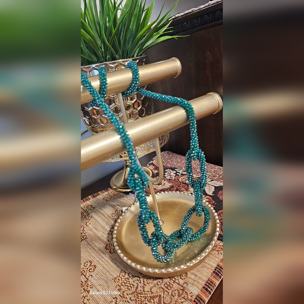 Necklace - Picture 8 of 9